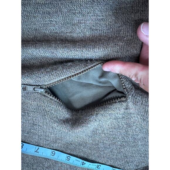 CABELAS Men's 100% Wool sweater Jacket, size XL, Full zip Wind Stopper; Vintage - Picture 12 of 13